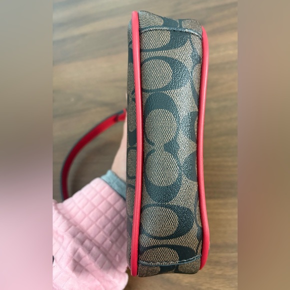 Coach Signature Canvas Shoulder Bag with Red Trim nwot - Picture 8 of 12